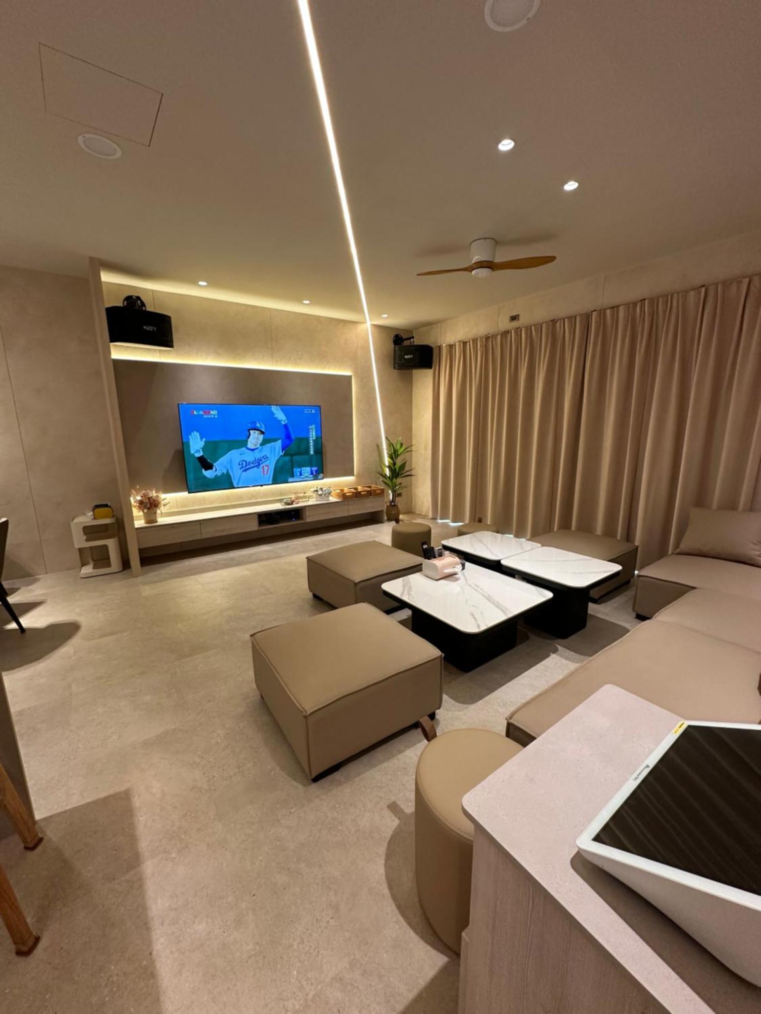 尹居 包棟民宿 Xiaoliuqiu Exterior photo
