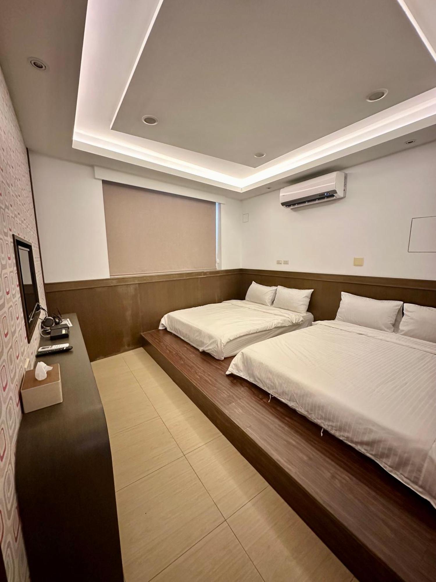 尹居 包棟民宿 Xiaoliuqiu Exterior photo