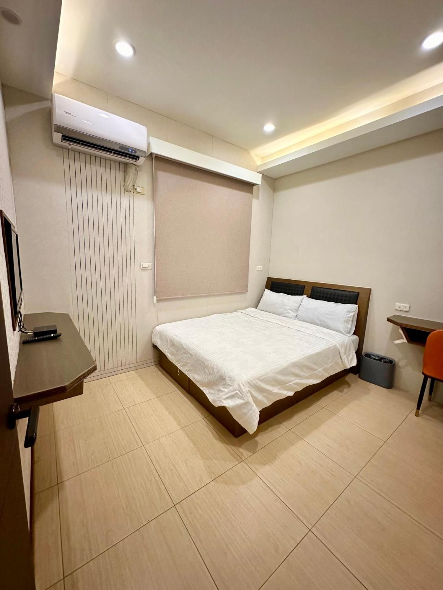 尹居 包棟民宿 Xiaoliuqiu Exterior photo